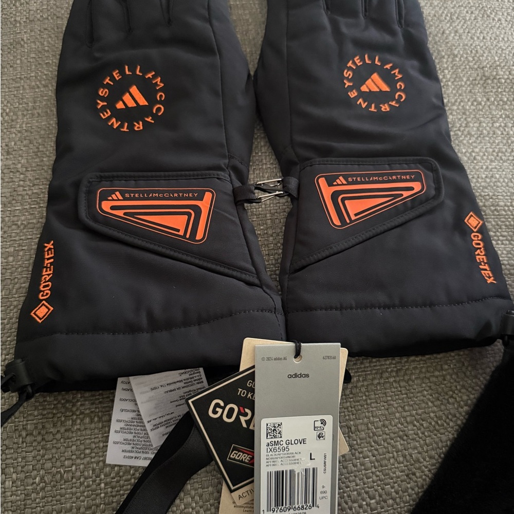 Adidas Stella McCartney Black Gloves with Orange Detail